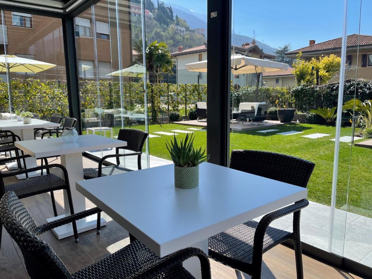 Hotel Villa Alberta Nago Buitenkant foto