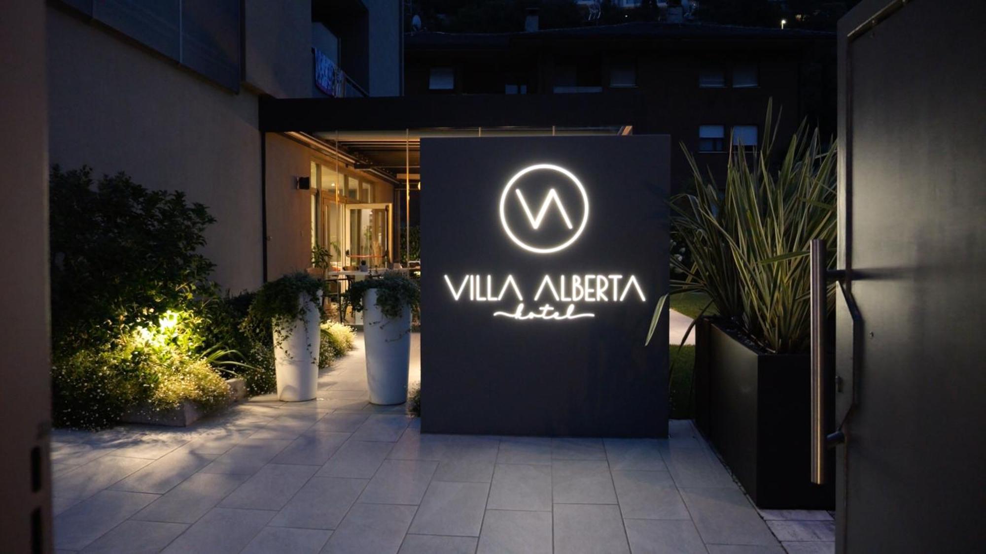 Hotel Villa Alberta Nago Buitenkant foto